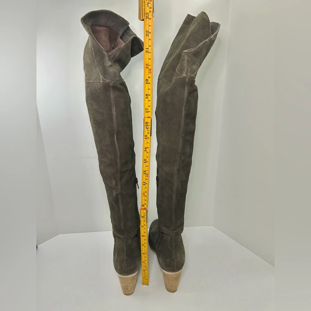 Coconuts by Matisse Anthropologie Muse Choco Brown Suede Over Knee Boots Sz 10
